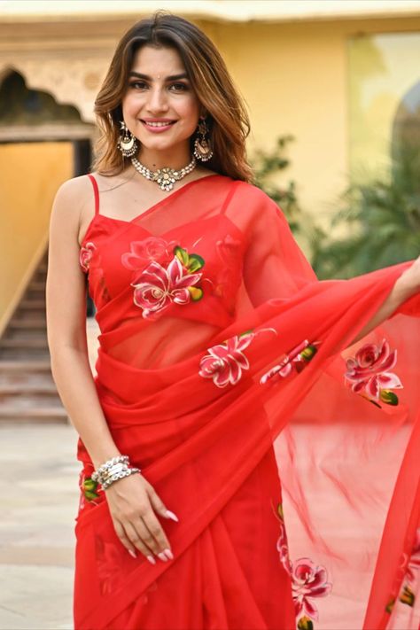 Floral Organza Saree, Saree Red, Saree For Women, Saree Photoshoot, Indian Bridal Outfits, Red Saree, Organza Saree, Indian Attire, Red Fabric