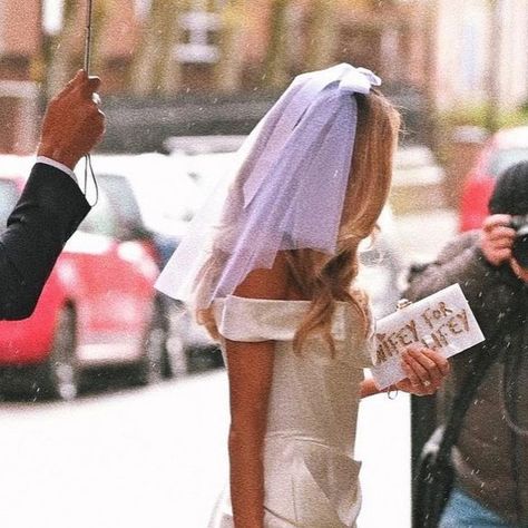 Sophie Habboo Wedding, Daisy London, Registry Office Wedding, Made In Chelsea, Glowing Skincare, Gettin Hitched, Vegas Wedding, Wedding Beauty, Celebrity Look