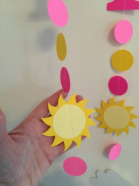 You are My sunshine 1st birthday Party Decorations Sunshine 1st Birthday Decorations Boy, Sunshine 1st Birthday, Smash Cake Session, Sunshine Decorations, Sunshine Birthday Parties, Sunshine Party, Birthday Garland, 1st Birthday Party Decorations, Wild One Birthday Party