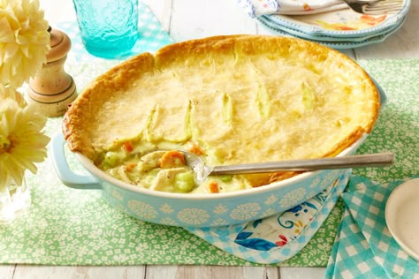 This Chicken Pot Pie Is Comfort Food at Its Finestthepioneerwoman Chicken Potpie, Cheddar Chicken, Pot Pies Recipes, Pioneer Woman Recipes, Chicken Pot Pie Recipes, Chicken Pot, Chicken Pot Pie, Taste Of Home, Pot Pie