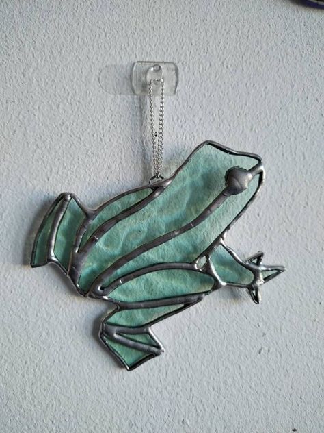 This Suncatchers item by ReflectionsShattered has 72 favorites from Etsy shoppers. Ships from United Kingdom. Listed on Dec 5, 2022 Stained Glass Frog, Diy Stained Glass Window, Stained Glass Gifts, L'art Du Vitrail, Progress Photos, Glass Frog, Stained Glass Diy, Bleach Art, Stained Glass Crafts