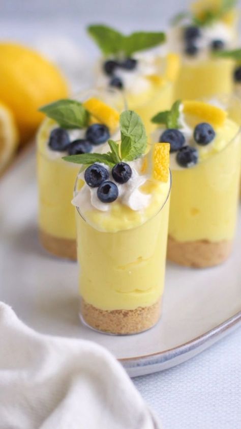 Simply Delish: Jels & Puddings on Reels | Giulio Cercato · Lady Sunshine Lemon Cheesecake Mousse, Mousse Dolce, Resipi Kek, Lemon Mousse, Cheesecake Mousse, Spring Desserts, Small Desserts, Mousse Recipes, Pudding Desserts