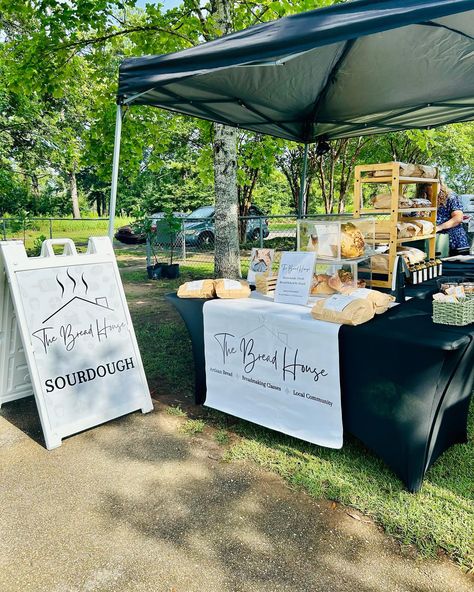 Thank you to everyone who came to the Tanner Williams Farmers Market today! We had a line of people before we even get a picture of our full setup, and we sold out in 90 minutes. I truly have the most amazing tribe of customers and friends, and I am beyond grateful. Also, I’m feeling emotional, because this was my last market to bake in my regular kitchen. My new Simply Bread Oven comes any day now, and my micro-bakery will be complete and functional. No more running out of bread before the... Bread To Sell At Farmers Market, Bakery Booth Display Farmers' Market, Farmers Market Bread Stand, Farmers Market Bread Display, Farmers Market Set Up Booth Displays, Farmers Market Bakery, Farmers Market Baked Goods, Farmers Market Bakery Display, Chunky Monkey Cookies