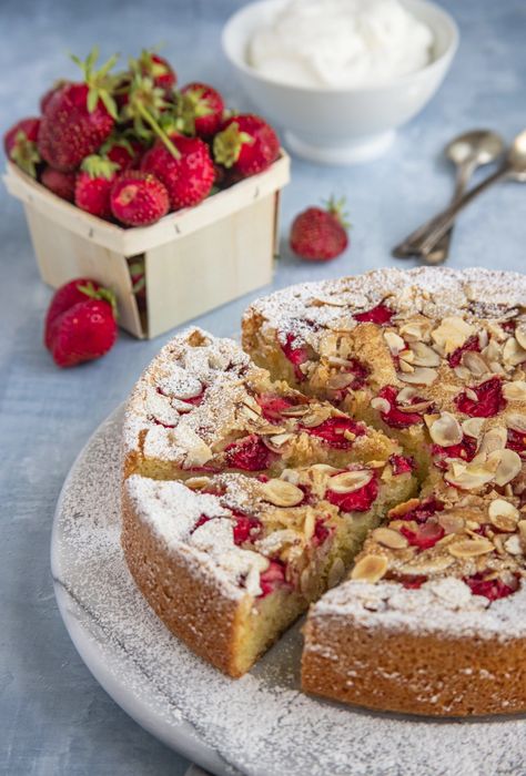 Spanish Almond Cake, Strawberry Almond Cake, Strawberry Gluten Free, Almond Pound Cakes, Strawberry Almond, Shake N Bake, Cake Platter, Almond Cake, Gf Desserts