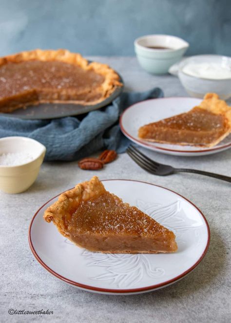 Indulge in the rich and velvety goodness of a classic maple syrup pie. This decadent dessert is a celebration of the natural sweetness of pure maple syrup, fresh cream, and a flaky pie crust. Maple Syrup Pie, Pumpkin Pie Syrup, Buttery Flaky Pie Crust, Canadian French, Favorite Pie Recipes, Store Bought Pie Crust, Desserts Table, Sweetened Whipped Cream, French Canadian