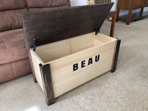 Diy Hope Chest, Diy Toy Box Plans, Wooden Toy Storage, Farmhouse Toys, Baby Toy Box, Toy Box Plans, Kids Toy Chest, Wood Toy Box, Toy Storage Chest