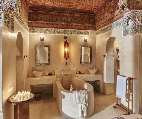 Best Riads In Marrakech, Riads In Marrakech, Moroccan House, Moroccan Bath, Castle Floor Plan, Moroccan Riad, Moroccan Bathroom, Riad Marrakech, Terracotta Floor