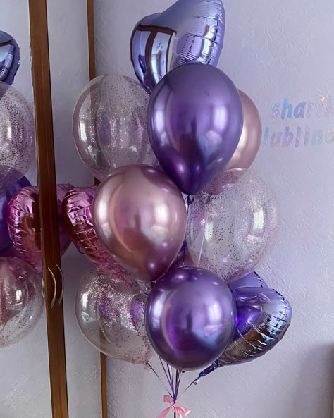 16th Birthday Balloon Ideas, Purple Birthday Theme, Euphoria Birthday, Euphoria Party, 15th Birthday Party Ideas, 18th Birthday Party Themes, Purple Birthday Party, 18th Birthday Decorations, Glow Birthday Party