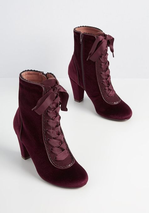 Neon Sandals, Pointed Ankle Boots, Victorian Age, Victorian Shoes, Victorian Boots, Vintage Style Shoes, Trendy Womens Shoes, Velvet Ankle Boots, Burgundy Boots