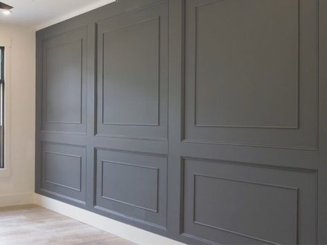 25 Best Wood Trim Accent Wall Ideas For Your Inspiration - Fresh Diy Home Wall Accent Wood Panel, Upstairs Open Hallway Ideas, European Moulding On Wall, European Wall Panelling, Coffered Wall Ideas, Double Wainscoting, Full Wall Paneling, Panelled Walls Living Room, Panelled Feature Wall