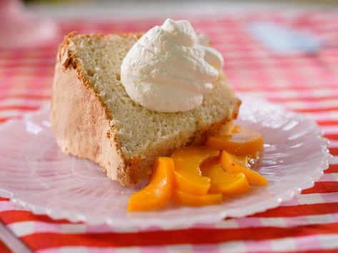 Great Grandma Pearl's Angel Food Cake with Peaches and Cream Recipe | Katie Lee Biegel | Food Network Peaches And Cream Recipe, Cake With Peaches, Katie Lee Biegel, Jeff Mauro, The Kitchen Food Network, Geoffrey Zakarian, Sunny Anderson, Baking Contest, Angel Food Cake Pan