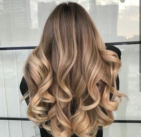 Blow Dry Hair Curls, Big Curls For Long Hair, Blow Dry Curls, Blowout Curls, Curly Hair Inspo, Wedding Curls, Big Bouncy Curls, Bridesmaid Hair Inspo, Bridemaids Hairstyles