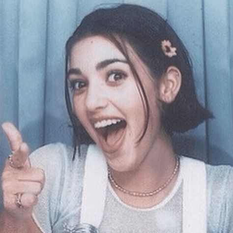 Young and carefree, Kim Kardashian radiates joy in this delightful snapshot. 💖✨ Witness a playful side of the iconic personality. Kim Kardashian, youthful exuberance, carefree spirit, joyful moment. Young Kim K, Makeup 90s, Kardashian Makeup, Kim Kardashian Makeup, Kim K, Kim Kardashian