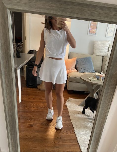 The best tennis skirt, and so affordable! Built in spandex, comes in several colors. Model wearing size XS #fashion #amazon #amazonaffiliatelink #amazonmusthaves #amazonfavorites #workoutclothingoutfits #fitnessoutfits #shorts #gymoutfit #yogaoutfit Golf Skorts, White Tennis Skirt, Pleated Tennis Skirt, Yoga Shirt, Tennis Skirts, Workout Crop Top, Skirt For Women, Golf Skort, Performance Wear