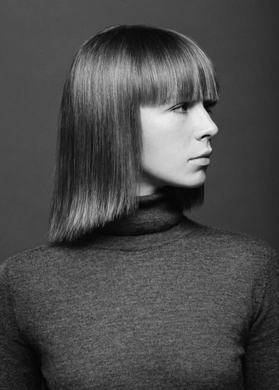 Diagonal back haircut. Back Haircut, Round Haircut, Bob Pendek, One Length Haircuts, One Length Hair, Hair Cut Guide, Kinds Of Haircut, Bob Hairstyles With Bangs, Bob Haircut With Bangs