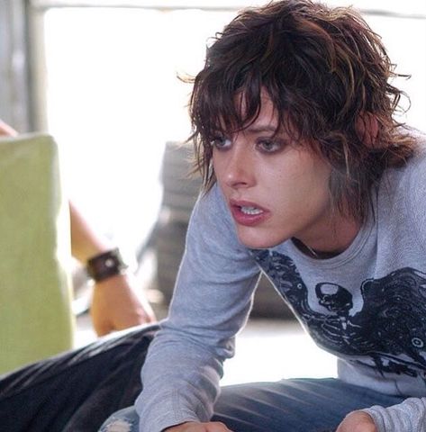 Shane L Word, Shane Mccutcheon, Kate Moennig, Katherine Moennig, Masc Women, The L Word, Haircuts For Wavy Hair, Fav Character, Girl Boss Quotes