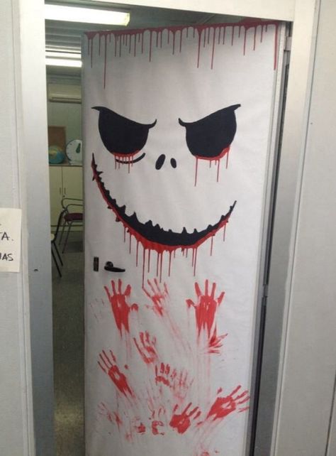 14 BEST Halloween Dorm Door Decorations That Are Spooktacular (2022) Halloween Door Decorations Classroom, Halloween Dorm, Porta Halloween, Diy Halloween Door Decorations, Halloween Door Decoration, Halloween Classroom Door, Halloween Diy Door, Strašidelný Halloween, Halloween Classroom Decorations