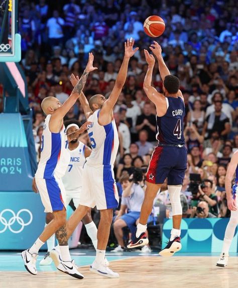 Hard Photos, Curry 4, Hard Photo, Wardell Stephen Curry, 2024 Olympics, Nba Fashion, Double Team, Nba Art, Usa Basketball