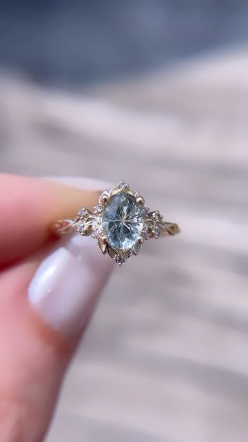 Taylor Swift Inspired Engagement Ring, Engagement Rings Gold Sapphire, Wedding Ring Different, Corundum Engagement Ring, Space Themed Engagement Ring, Celestial Engagement Rings, Starbrite Cut Engagement Ring, Starburst Sapphire Ring, Starbrite Cut Ring