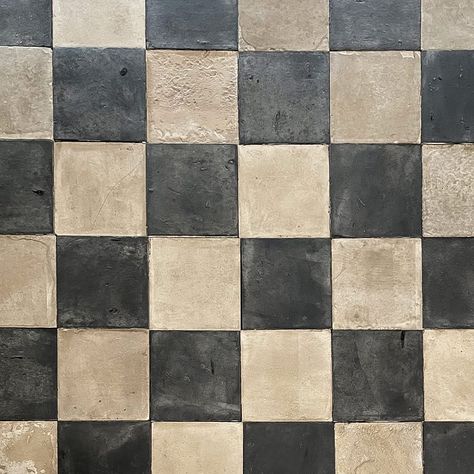 Antique check floor in limestone Limestone Checkered Floor, Terracotta Checkered Floor, Checkered Floor Tiles, Checkered Floor Kitchen, Check Floor, Antique Stone Flooring, Checkered Floor, Floor Grout, Black Floor Tiles