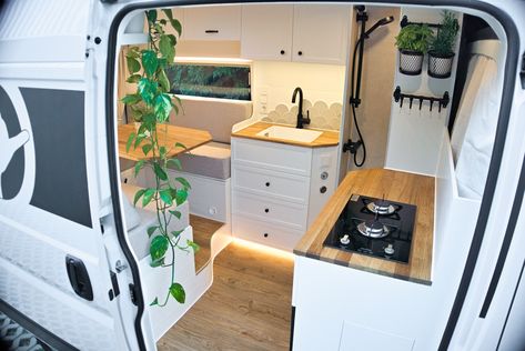 Diy Camper Interior Ideas, Caravan Renovation Diy, Sprinter Van Camper, Travel Trailer Floor Plans, Camper Van Conversions, School Bus Tiny House, Caravan Van, Van Tour, Tiny House Camper