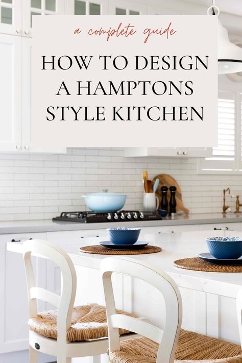 How to design the perfect Hamptons style kitchen Simple Hamptons Kitchen, Hamptons Style Kitchens, Australian Hamptons Style Kitchen, Coastal Hamptons Style Kitchen, Hampton Wallpaper, Hampton Kitchens, Modern Hamptons Kitchen, Australian Hamptons Style, Neutral Kitchens