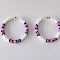 Beaded Hoop Earrings Native American, Arts Inspirations, Lanyard Ideas, Beaded Stud Earrings, Hoop Earrings Large, Beaded Work, Beadwork Earrings, Beaded Stuff, Boho Hoop Earrings