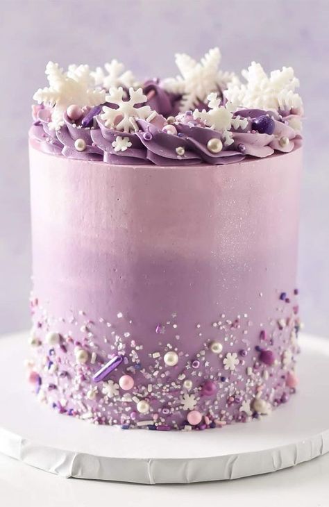 20 Jaw Dropping Winter Cakes : Pink & Purple Winter Cake Snowflake Theme Cake, Ombre Cake Ideas Birthday, Birthday Cake Winter Theme, January Birthday Cakes, Pretty Winter Cakes, Snowflake Cake Ideas, Snowflake Cake Birthday, Winter Theme Birthday Cake, Winter Birthday Party Ideas For Women