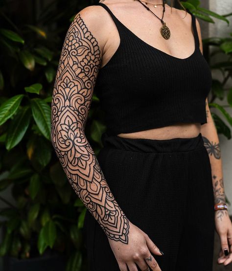 Geometric Arm Tattoos For Women, Thigh Ornament Tattoo, Ornamental Sleeve Tattoos For Women, Forearm Ornamental Tattoo, Ornamental Sleeve, Tattoo Future, Tattoo Concepts, Tattoo Mandala, Love And Logic