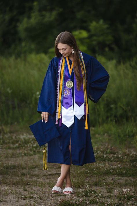 Graduation Cords, College Graduation Photoshoot, Graduation Cap And Gown, Gown Pictures, College Graduation Pictures, Graduation Poses, Graduation Picture, Graduation Stole, Graduation Photoshoot