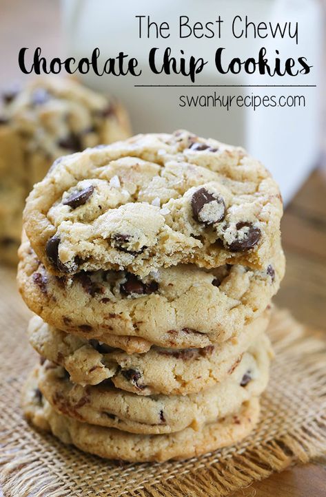 The Best Chewy Chocolate Chip Cookies - The ultimate thick and chewy bakery-style chocolate chip cookies made with semi-sweet chocolate chips and Mexican vanilla. Pioneer Woman Chocolate Chip Cookies, Cherry Jelly Recipes, Cookie Flavours, Best Chewy Chocolate Chip Cookies, Layered Dessert Recipes, Chocolate Chip Oatmeal Cookies Healthy, Mexican Vanilla, Tollhouse Chocolate Chip Cookies, Chocolate Chip Pudding Cookies