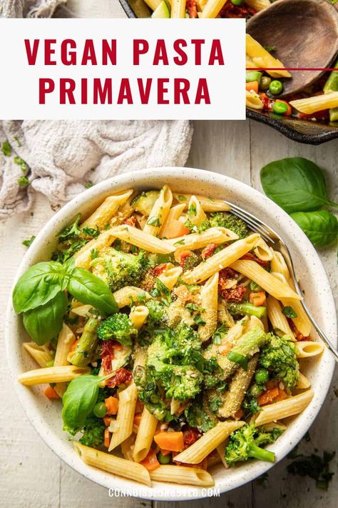 Vegan Pasta Primavera, White Wine Pasta Sauce, Vegan Pasta Noodles, Pasta And Veggies, Veggie Noodles Recipes, Delicious Vegan Meals, Family Responsibilities, Creamy Vegan Pasta, Pasta Noodle Recipe