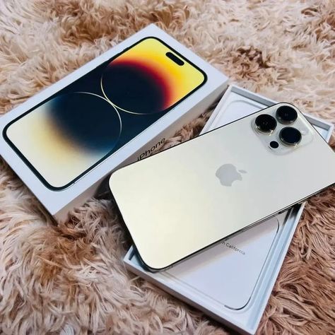 Win Phone, Free Iphone Giveaway, Iphone Giveaway, Iphone Obsession, Iphone 15pro, Tag Your Friends, Giveaway Contest, Pinterest Photos, Free Iphone