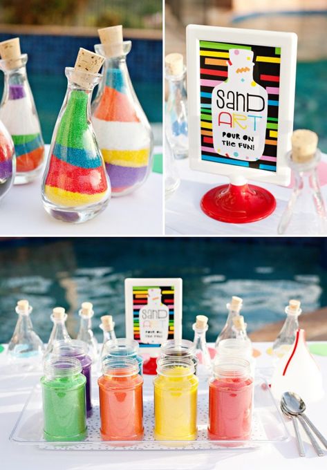 A Modern Rainbow Art Party (Kids Birthday) Rainbow Art Party, Kids Art Party, Art Themed Party, Rainbow Themed Birthday Party, Painting Birthday Party, Rainbow Birthday Cake, Rainbow Parties, Painting Birthday, Toddler Birthday Party