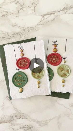 53K views · 3K reactions | Wax Seal Ornament Card. Yes or no? This is such a simple, yet cute holiday card! Comment “Card” and I’ll send you the full tutorial of how to make them! I made these two, but later tonight my kids are going to use the same pattern to make some for their teachers! So it would definitely be a fun card to make with kids! Only one more day of the 12 days of Holiday Wax Seals!! AND… My entire Holiday Collection is on sale today through Wednesday! Including today’s oval bow stamp! Head to bgoodslettering.com (link in bio) to get 20% the collection! #bgoodslettering #waxsealclub #theletteringbox #waxsealmaking #waxseals #waxsealstamp #holidaywaxseals #12daysofwaxseals #12daysofchristmas #diycard | Betsy Goodman | Lettering & Wax Seal Artist | jen_rydelek · Ori Wax Seal Stamp Diy, Wax Seals Diy, Z Cards, Ornament Card, Kids Only, Holiday Tags, Cardmaking And Papercraft, One More Day, Diy Christmas Cards