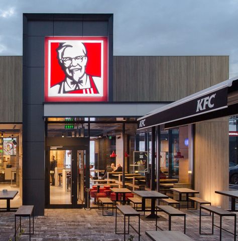 Kfc Building Design, Fast Food Exterior Design, Kfc Exterior, Fast Food Restaurant Design Exterior, Restaurant Facade Design Architecture, Modern Fast Food Restaurant Design, Fast Food Shop Design, Kfc Design, Fast Food Restaurant Design