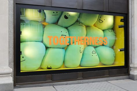 SELFRIDGES LONDON UNVEILS NEW THANK YOU TRIBUTE WINDOW DISPLAY – Selfridges Press Fashion Window Display, Retail Branding, Selfridges London, Window Display Design, Retail Windows, Store Windows, Shop Fronts, Display Design, Visual Merchandising