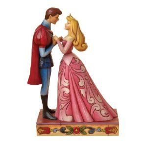 Sleeping Beauty Wedding, Jim Shore Disney, Deco Disney, Disney Room, Painted Patterns, Disney Figures, Disney Rooms, Disney Figurines, Disney Traditions