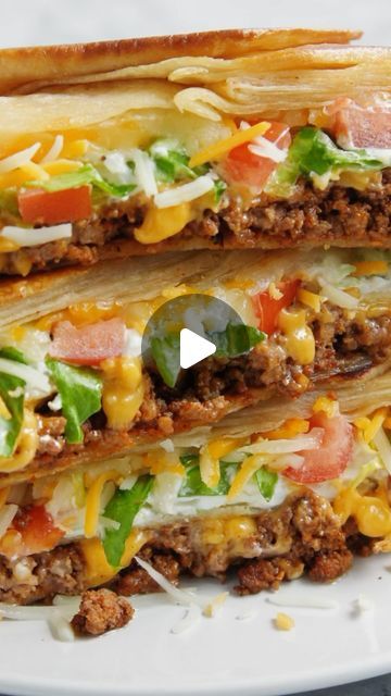 DAMN DELICIOUS on Instagram: "HOMEMADE CRUNCH WRAP SUPREME! A complete copycat version from Taco Bell but so much better. Get your fix now. 🙌 

LINK IN BIO.

https://damndelicious.net/2017/01/11/homemade-crunch-wrap-supreme/" How To Make Crunch Wraps Taco Bells, Crunchy Wrap Supreme Recipe, Copycat Taco Bell Crunch Wrap, Crunch Wrap Video, Crunch Wrap Supreme Recipe Video, Taco Bell Wrap, Sheet Pan Crunch Wrap Supreme, Taco Bell Crunch Wrap Supreme, Crunch Wrap Supreme Recipe