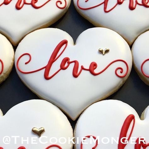 Valentines Day Sugar Cookies, Valentine Cookies Decorated, Heart Sugar Cookie, Valentine Cookie, Valentines Cookies, Valentine Sugar Cookies, Valentines Baking, Royal Iced Cookies, Sugar Cookie Royal Icing