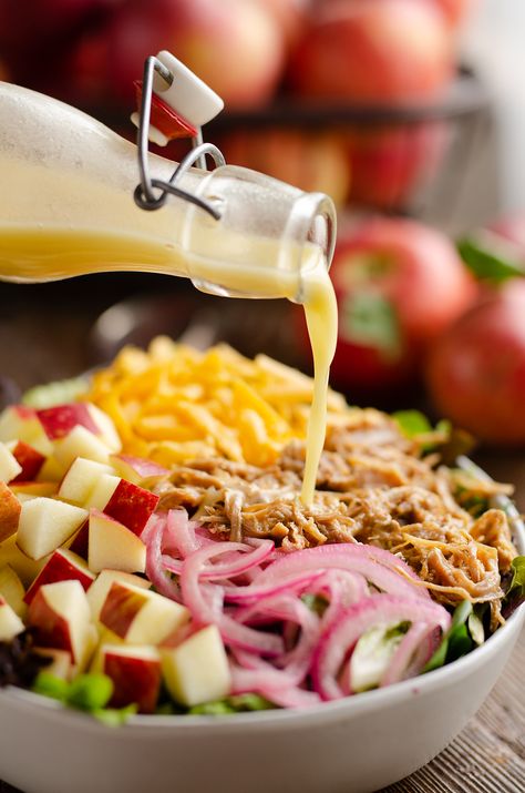 Pork And Apple Recipes, Healthy Homemade Dressing, Pork Salad Recipes, Pulled Pork Salad, Pork Apple, Apple Salad Recipes, Clean Eating Salads, Pork Salad, Leftover Pork