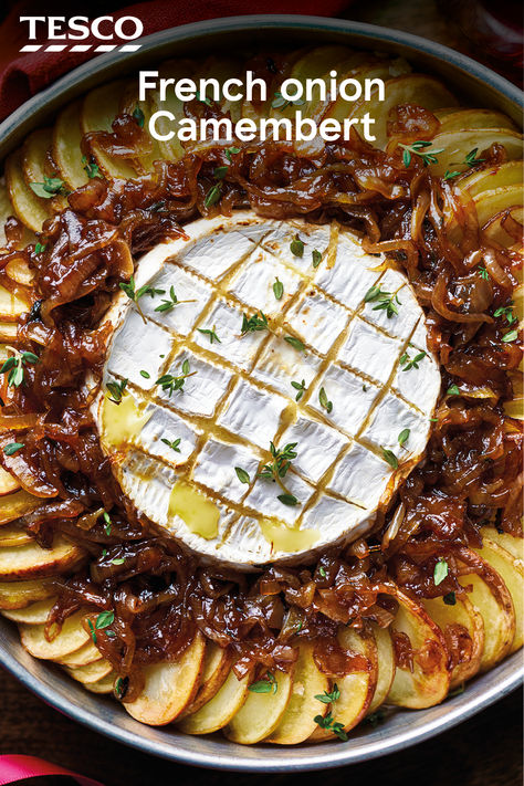 Baked Camembert is a Christmas essential. We’ve taken it to the next level with caramelised French onions and crispy potatoes for dipping – there's no better way to get into the festive spirit. | Tesco Baked Camembert Recipes, Camembert Baked, Camembert Recipe, Baked Camembert Recipe, Camembert Recipes, Tesco Christmas, Festive Dinner Party, Baked Camembert, Tesco Real Food