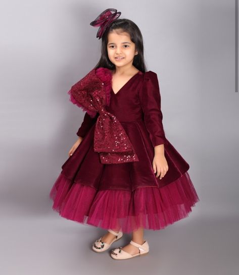 Velvet Gown For Kids, Gown Neck Design, Velvet Gown Design, Yellow Baby Dress, Frock Patterns, Kids Gown, Velvet Gown, Kids Designer Dresses, Kurti Neck Designs