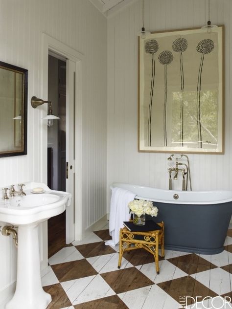 A gray master tub by Waterworks sits on a floor painted in "All White" by Farrow & Ball's and above hangs a painting by Hugo Guinness. Best Bathroom Designs, Bathroom Farmhouse Style, Painted Floor, Bad Inspiration, Rustic Bathroom Decor, Gorgeous Bathroom, Subway Tiles, Bad Design, Rustic Bathroom