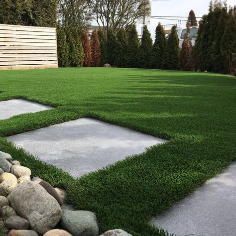 Synthetic Turf Backyard, Synthetic Grass Backyard, Low Maintenance Lawn, Artificial Turf Backyard, Turf Backyard, Grass Installation, Artificial Grass Installation, Areas Verdes, Synthetic Turf