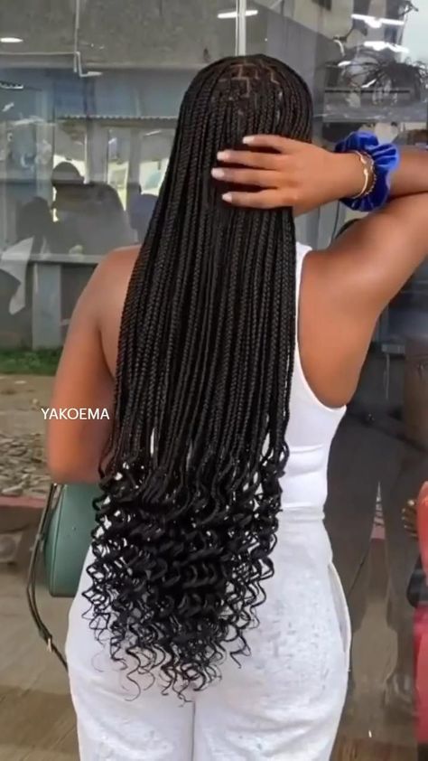 Color 30 Knotless Braids, 30 Knotless Braids, Haircut Tutorial Step By Step, Knotless Braids With Curly Ends, Bob Haircut Tutorial, Small Box Braids Hairstyles, Short Haircut Tutorial, Latest Hair Braids, Short Box Braids Hairstyles