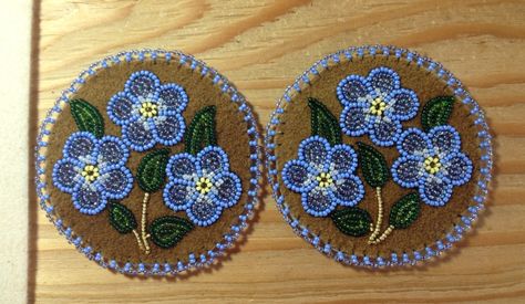 Beaded 3" Circles by Alaska Beadwork Métis Beadwork, Bead Applique, Beaded Gloves, Handmade Moccasins, Beadwork Ideas, Indian Beadwork, Native American Beadwork Patterns, Beaded Moccasins, Beaded Flowers Patterns