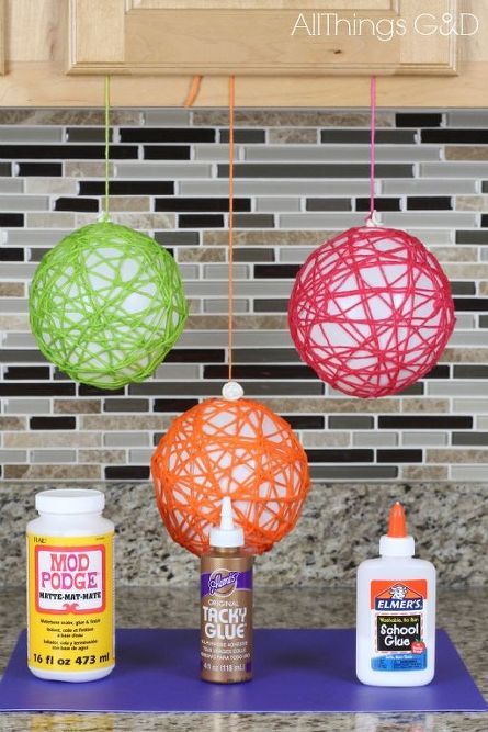 Yarn Ball Ornaments, Oversized Ornaments, Yarns Ornaments, Yarn Balls, Weekend Crafts, Diy Yarn, Yarn Diy, Yarn Ball, How To Make Diy