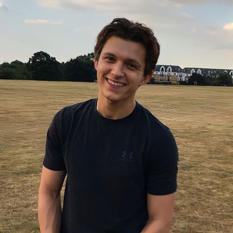 Peter Park, Tom Holland, Fanfiction, Holland, Books Wattpad, Wattpad, Books