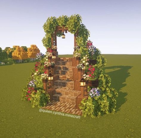 Cool Minecraft Stairs, Cute Stairs Minecraft, Minecraft Building Ideas Stairs, Minecraft Garden Decor, Minecraft Leaf Archway, Minecraft Stairs Inside, Minecraft Mountain Staircase, Minecraft Spiral Stairs, Minecraft Stairs Outside